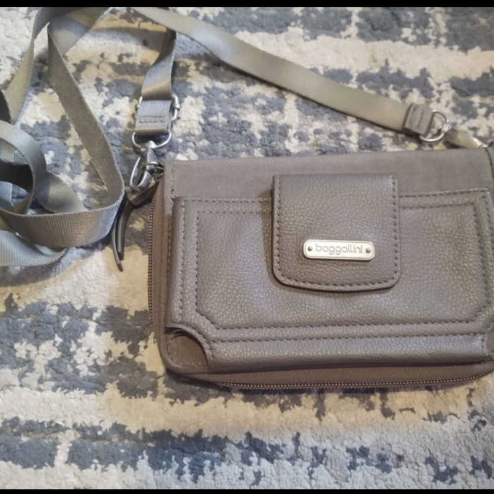 Baggallini Taupe Crossbody Bag